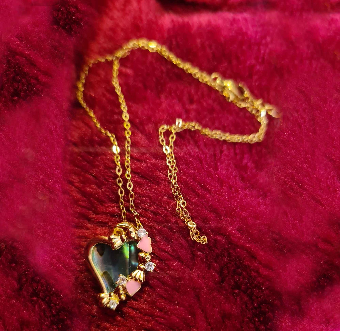 Heart 2.0 Neckpiece - GoDazzle
