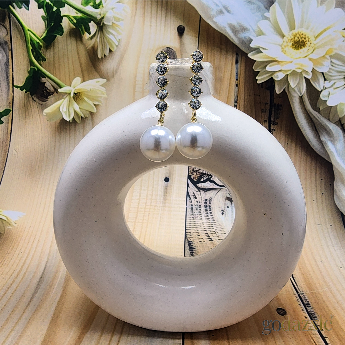 Ella Pearl Drop Earing - GoDazzle