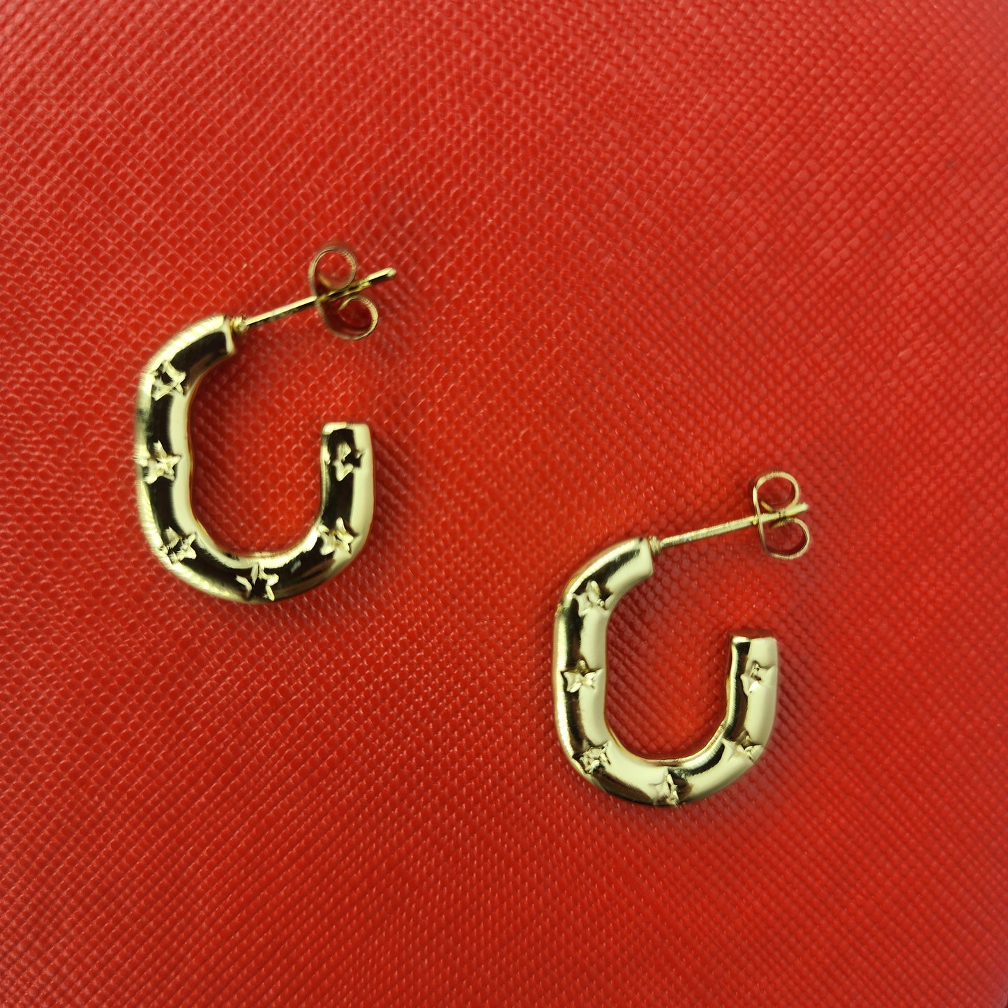 Amy Hoops - GoDazzle