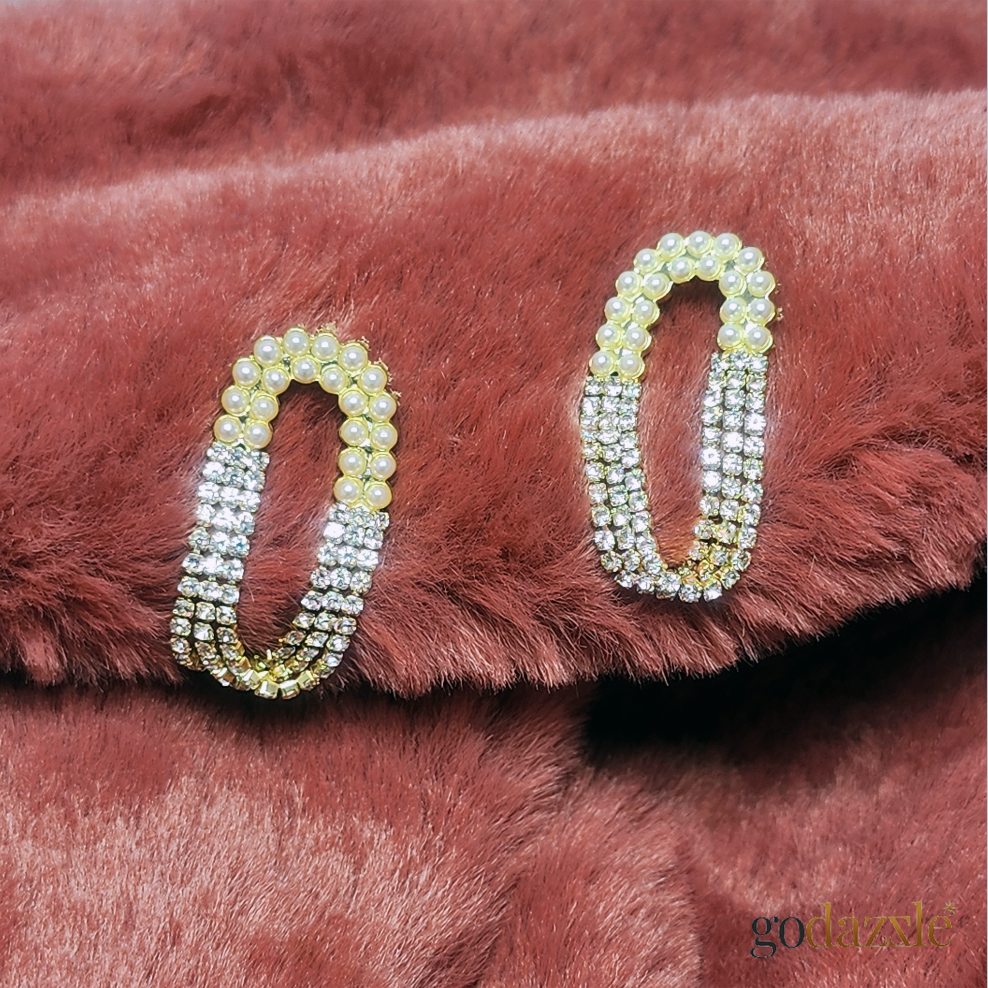 Pearl Golden AD Dangler - GoDazzle