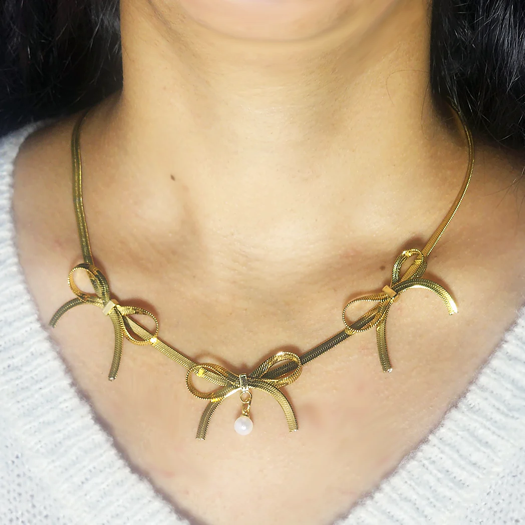 bow_necklace_chain
