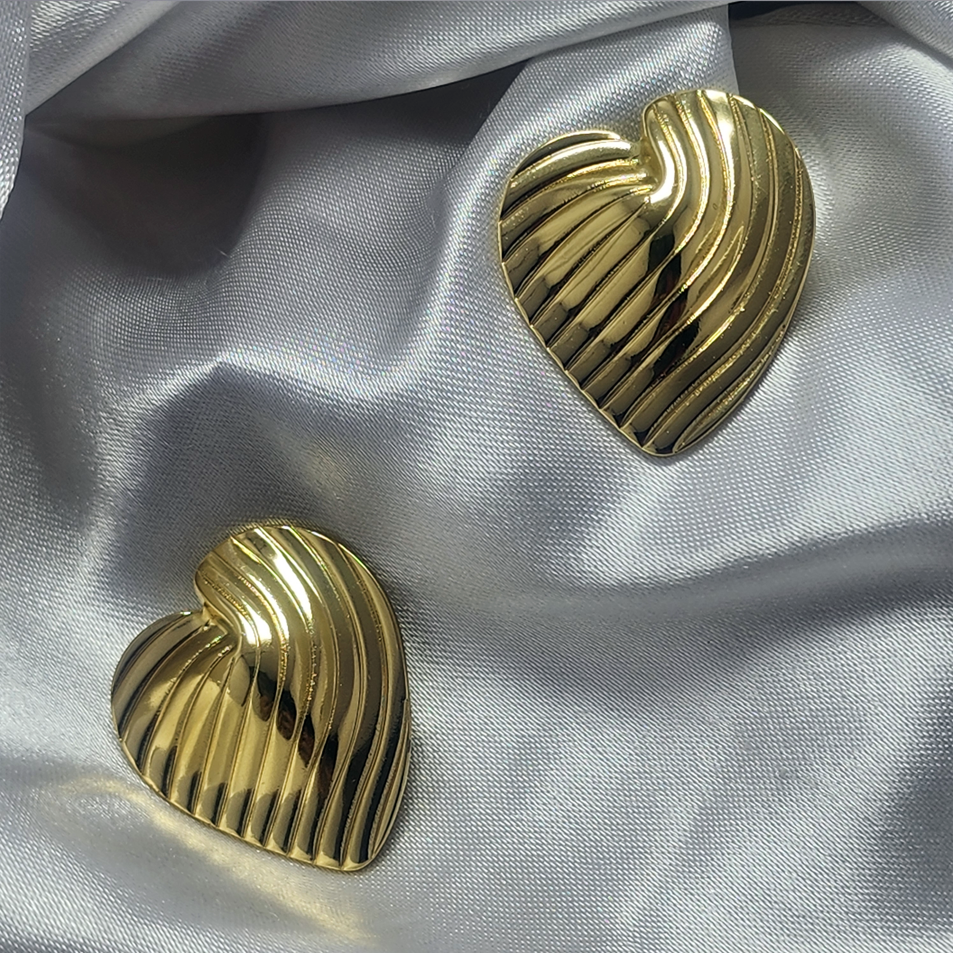 Golden Heart Studs - GoDazzle