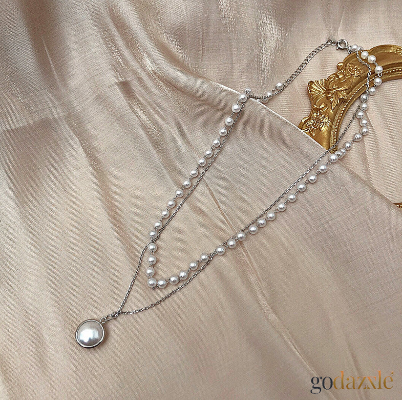 Eva Pearl Layered Chain